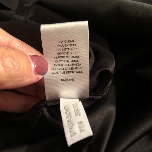 Jessica Simpson LBD Belted with Open Sleeves Sz 4 - Picture 9 of 9